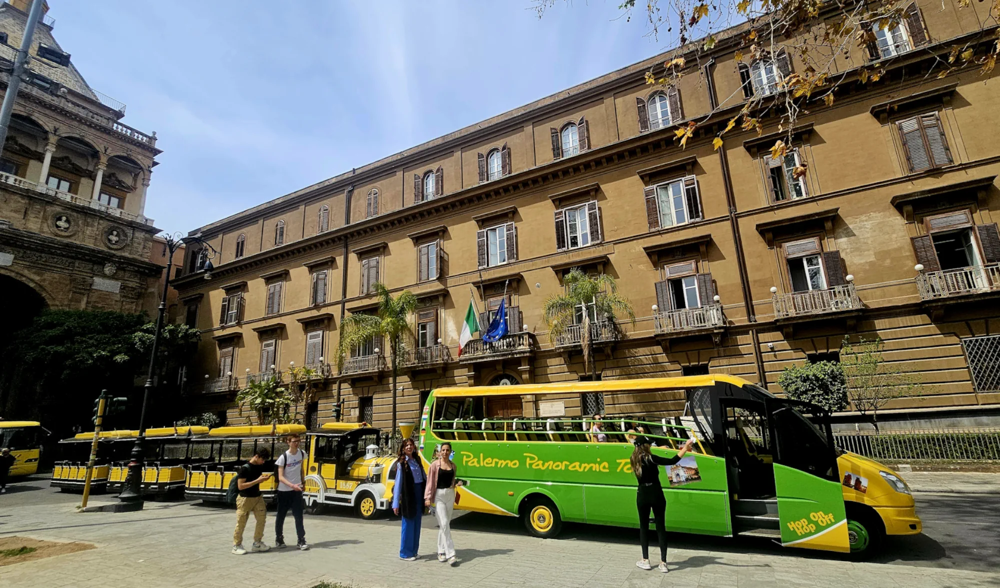 Bus e trenino  Turistico Palermo